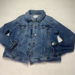 Torrid Denim Fitted Trucker Jean Jacket - Size 1X Medium Wash Stretch Layers
